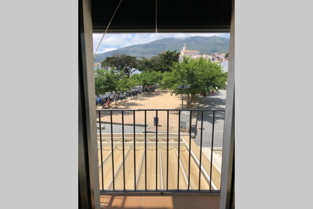 Roques - Casa En Primera Linea De Mar En Cadaques Exterior photo